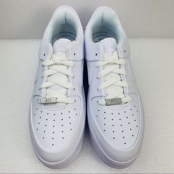 NIKE Air Force 1 Sage Low AR5339-100 White Sneaker Shoes - Women's 11.5 - Picture 2 of 11